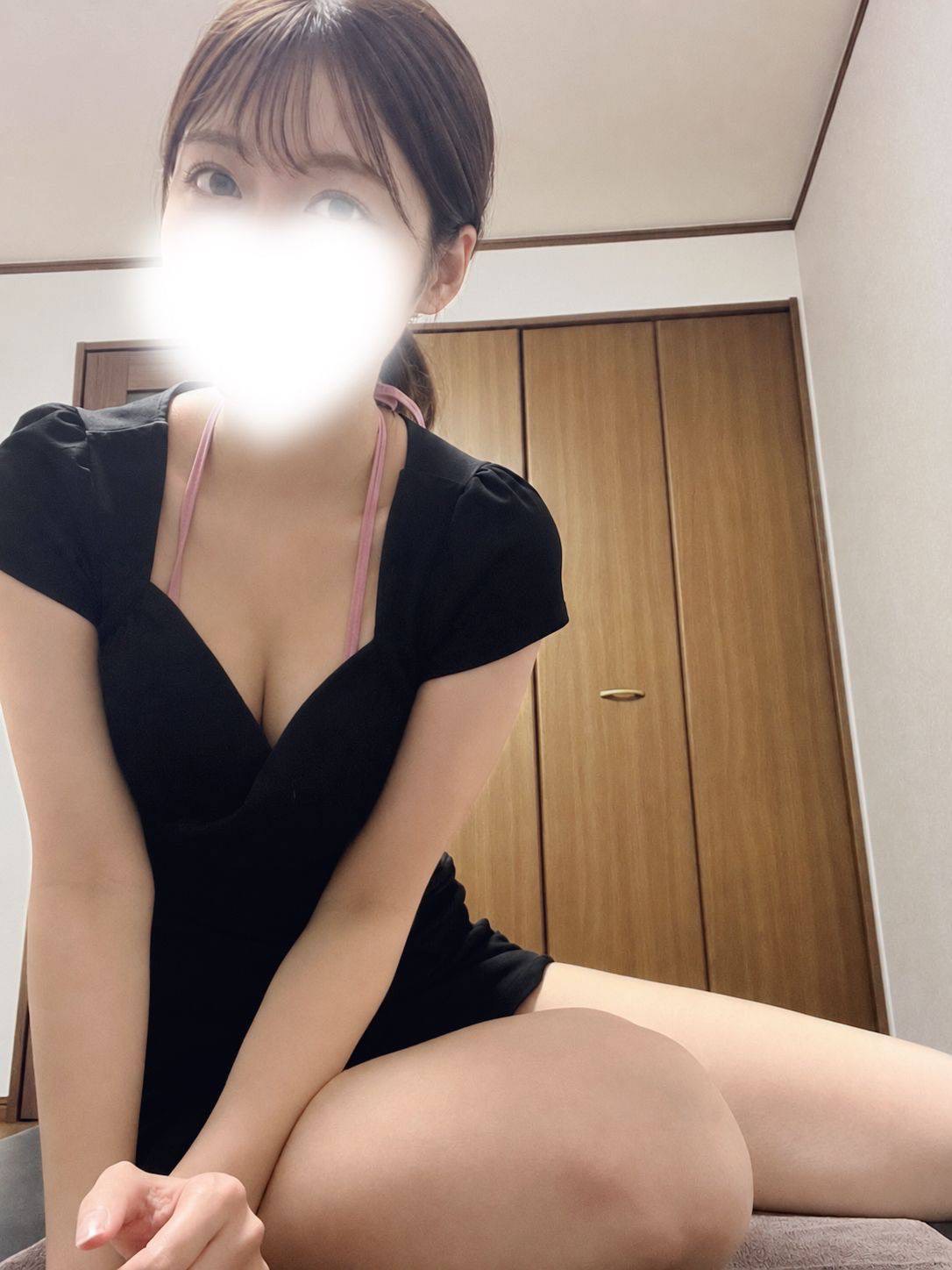 朝比奈かやの画像